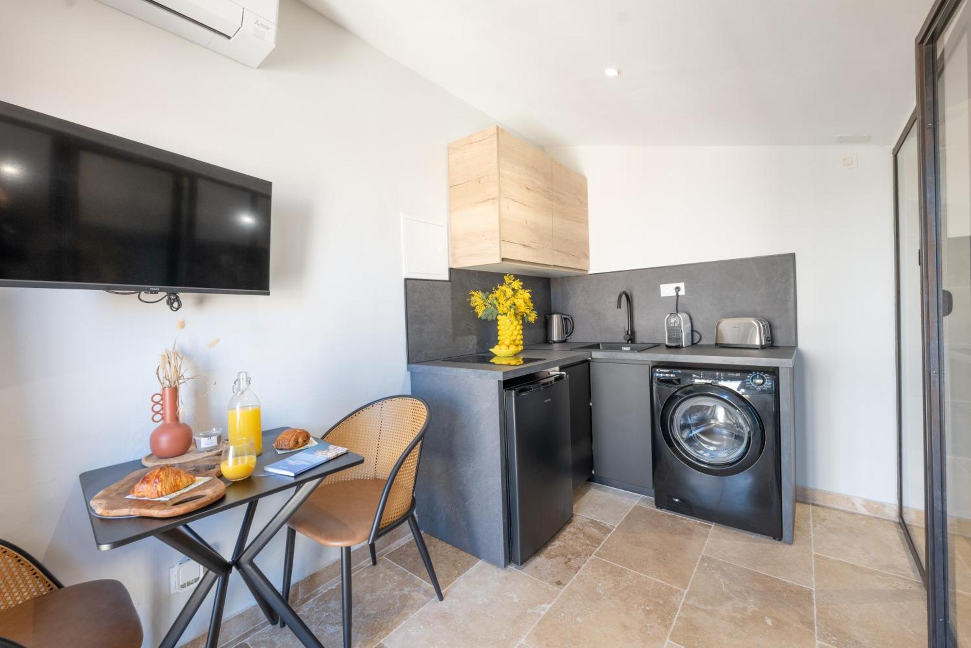 Apartament La Pablita, Vieil Antibes, Remparts Zewnętrze zdjęcie